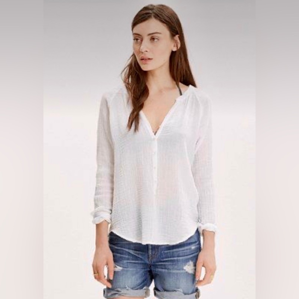 XIRENA 100% cotton gauze henley, size small. Good pre-owned condition